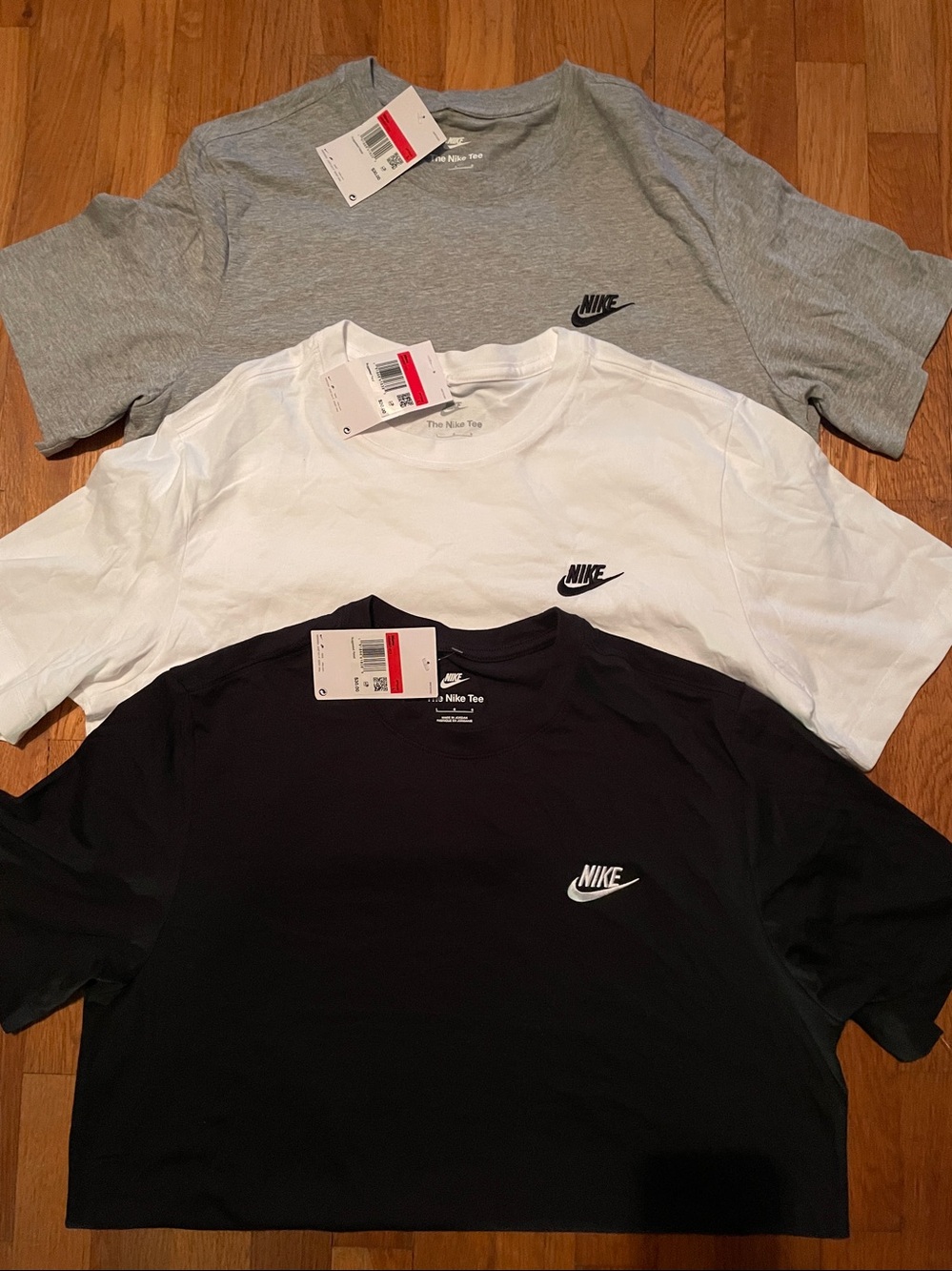 3- Nike Tee’s Black , Gray & White Short Sleeve Logo Tees